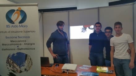 SCUOLA - Al festival della scienza l'Aldo Moro e il Turin Flying