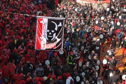 CARNEVALE IVREA - Così gli Aranceri della Morte hanno vinto la battaglia - FOTO e VIDEO