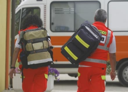 CIRIE' - Malore fatale mentre fa il bagno al mare: dieci giorni prima aveva perso il fratello