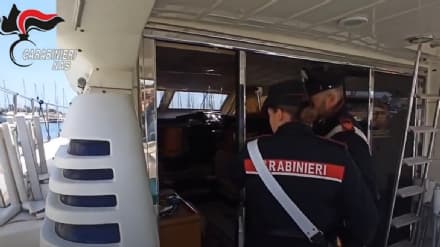 CANAVESE - Finto dentista con lo yacht al porto di Imperia: i carabinieri del Nas gli sequestrano la barca - VIDEO