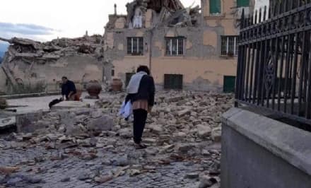 TERREMOTO CENTRO ITALIA - Da Settimo in partenza cucine da campo, tende d'emergenza e carabinieri
