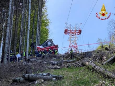 STRAGE DELLA FUNIVIA - Le immagini dal Mottarone di vigili del fuoco e soccorso alpino - FOTO e VIDEO