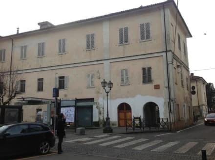 CASTELLAMONTE - Nel vecchio ospedale, dove regnano i topi
