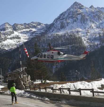 CERESOLE REALE - Due scialpinisti finiscono in un canalone impraticabile a 1650 metri di quota: recuperati dal 118 con l'elicottero e dal soccorso alpino