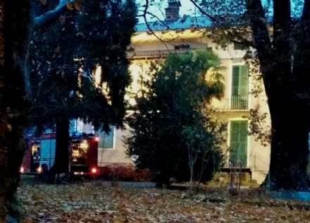 AGLIE' - Incendio camino in una villa - FOTO