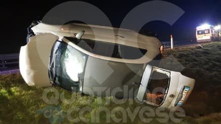 AUTOSTRADA TORINO-AOSTA - Brutto incidente nella notte tra San Giorgio e Volpiano, due ragazzi feriti - FOTO