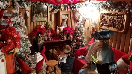 CASTELLAMONTE - Tutta la magia delle feste nell'ufficio postale di Babbo Natale - FOTO