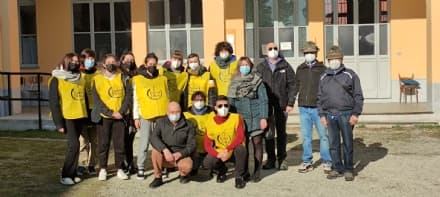 RIVAROLO CANAVESE - E' ripartito «PomoDono»: la raccolta di frutta e verdura per le famiglie in difficoltà - FOTO