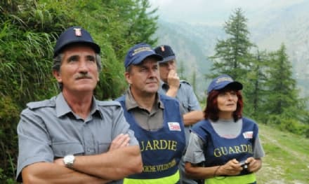 IVREA - Insulta e minaccia gli agenti della vigilanza faunistica: condannato