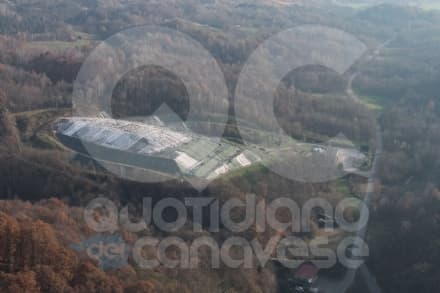 CASTELLAMONTE - «Su Vespia il sindaco nasconde la testa sotto la sabbia»