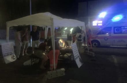 CUORGNE' - Tre giorni in presidio davanti al pronto soccorso: raccolte più di 1000 firme - FOTO