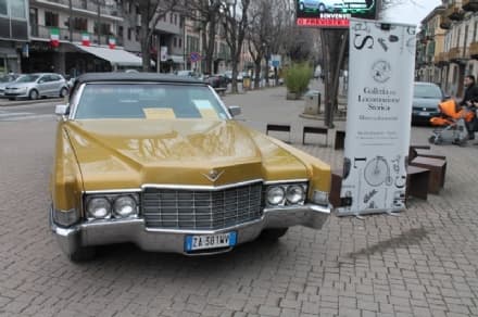 RIVAROLO - Il museo delle auto in televisione