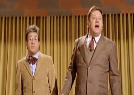 DUE CITTA' AL CINEMA - Vi è piaciuto La vita di Adele? Recensioni, commenti e impressioni: #laCorazzataP