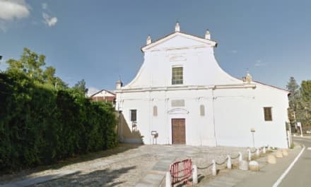 RIVAROLO - Il sagrato diventa la piazza per Suor Carla De Sarno