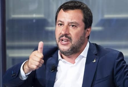 IVREA - Salvini elogia il Comune per l'apertura degli asili all'aperto: «Un aiuto per le famiglie. Dal Governo solo burocrazia»
