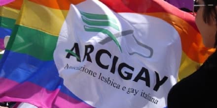 MATRIMONIO GAY - Arcigay e Sel attaccano Ferrino