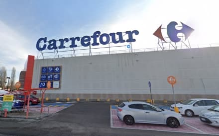 BUROLO - Sette licenziamenti in arrivo tra il personale del supermercato Carrefour