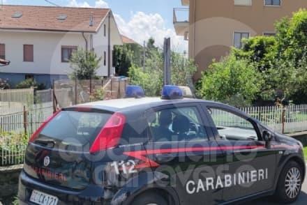 DRAMMA A NOLE - Poliziotto spara alla mamma e poi si toglie la vita: la donna rimasta agonizzante per un giorno intero - FOTO