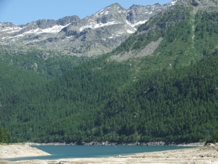 CASTELLAMONTE - Una Montagna di Gusto, la rassegna enogastrosofica alla scoperta del Canavese