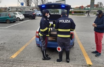 CORONAVIRUS - Troppa gente ancora in giro: raffica di denunciati a Ivrea, Leini, Volpiano