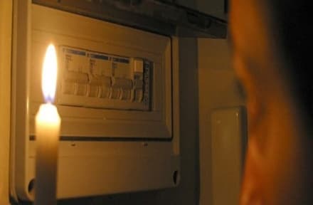 CUORGNE' - Corrente che va e viene: danni agli elettrodomestici e servizio a singhiozzo