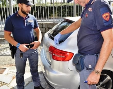 IVREA - Blitz al campo nomadi: armi rubate e auto per le truffe custodite dagli zingari. Tre denunciati - VIDEO