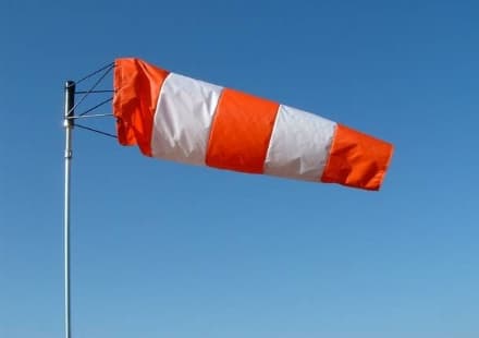 CANAVESE - Allerta vento: raffiche fino a 100 chilometri orari