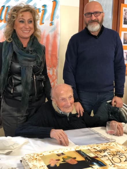 CANAVESE - Al Cagliero di Ivrea, la festa per i 102 anni del mitico don Nicola Faletti