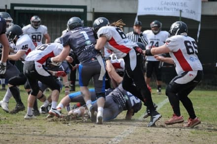 FOOTBALL AMERICANO - I Daemons Cernusco passano sul campo dei Mastini - FOTO