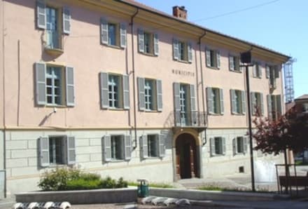 VOLPIANO - Tre posti di lavoro negli uffici di palazzo civico