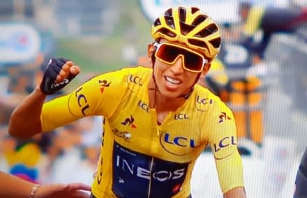 CICLISMO - IMPRESA DI EGAN BERNAL: DAL CANAVESE ALLA MAGLIA GIALLA, E' SUO IL TOUR DE FRANCE 2019