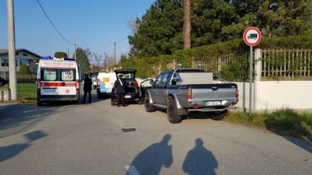 FELETTO - Incidente sulla 460: scontro moto-furgone - FOTO