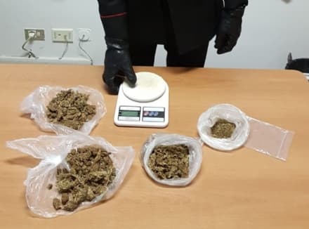 CANAVESE - Spacciano davanti ai fast food: tre nigeriani arrestati