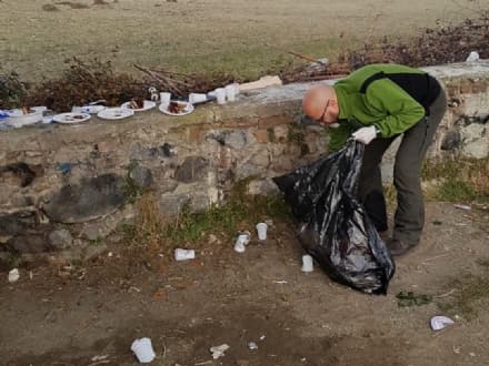CUORGNÈ - Festa al Ponte Vecchio: poi pulisce il sindaco... - FOTO