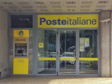 CASTELLAMONTE - Poste a giorni alterni, cittadini arrabbiati: «Una realtà di 10mila abitanti merita di più»
