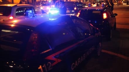 IVREA - Rapinatori assaltano il supermercato: macellaio reagisce e li mette in fuga