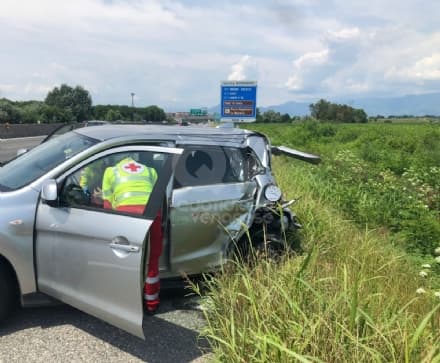 TANGENZIALE TORINO - Incidente allo svincolo di Borgaro, ragazza ferita in ospedale - FOTO