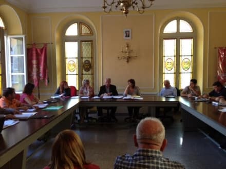 FORNO CANAVESE – Consiglio “frizzante” tra problema migranti e Unione dei Comuni