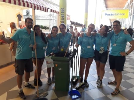 CANAVESANI IN MEETING - Un luogo lontano, un arrivederci