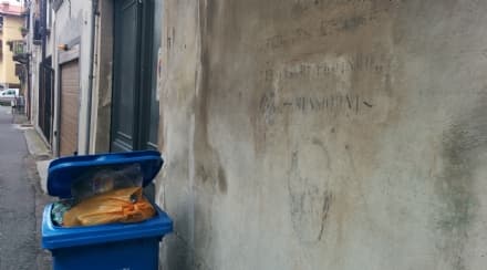 CUORGNE' - Spunta un duce sul muro di una casa - FOTO