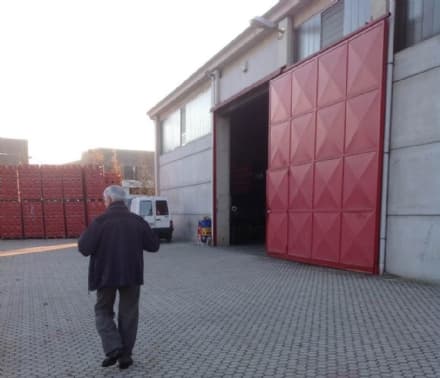 AGLIE' - Ladri alcolisti rubano solo le casse di birra