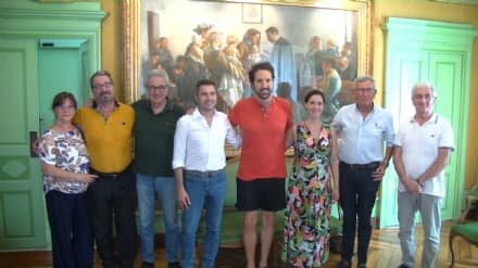 CHIVASSO - Emanuel Victor, vincitore del talent «Dalla strada al palco», ricevuto in municipio - VIDEO