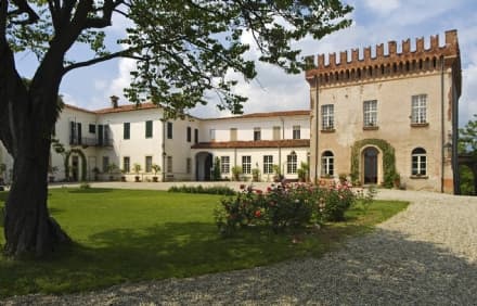 CASTELLAMONTE - Apertura straordinaria del Castello con il laboratorio "La bella tavola"
