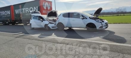 BOSCONERO-RIVAROLO - Incidente sulla 460: tamponamento a Cascina Vittoria, traffico in tilt - FOTO