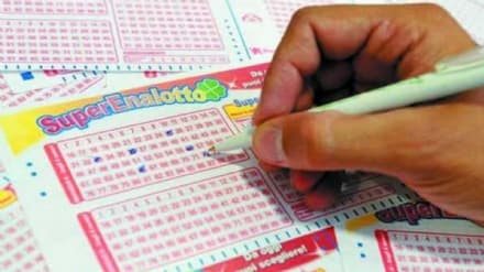 OGLIANICO - Schedina Superenalotto fortunata: vinti 29mila euro