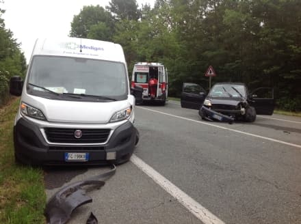 TORRE CANAVESE - Ennesimo incidente sulla pedemontana: due feriti gravi - FOTO E VIDEO