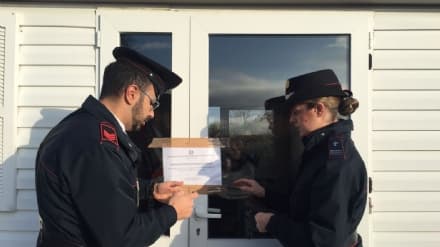 FRONT CANAVESE - Le case dei nomadi erano allacciate alla corrente pubblica: due sinti arrestati dai carabinieri