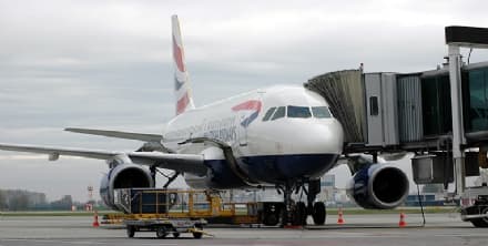 CASELLE - Drone in volo «disturba» l'atterraggio di un aereo inglese