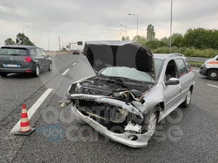 TANGENZIALE TORINO - Pensionati di Oglianico feriti in un incidente stradale a Rivoli - FOTO