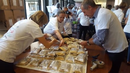 IVREA - 50mila pasti per i bimbi poveri partiti dal Canavese - FOTO